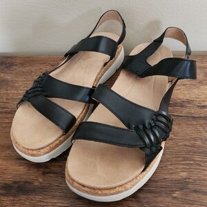 Easy Spirit Black Sandals Size 8.5W